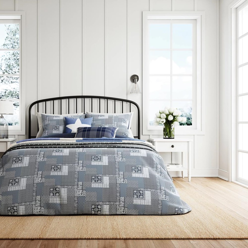 Paisley Patch Bedding by Helena Springfield x Long Island in White Navy